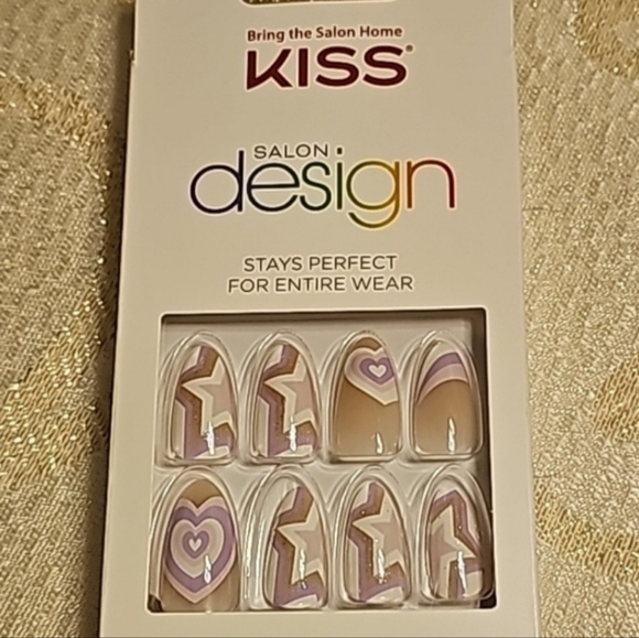KISS Salon Design Manicure - Picture 3 of 7